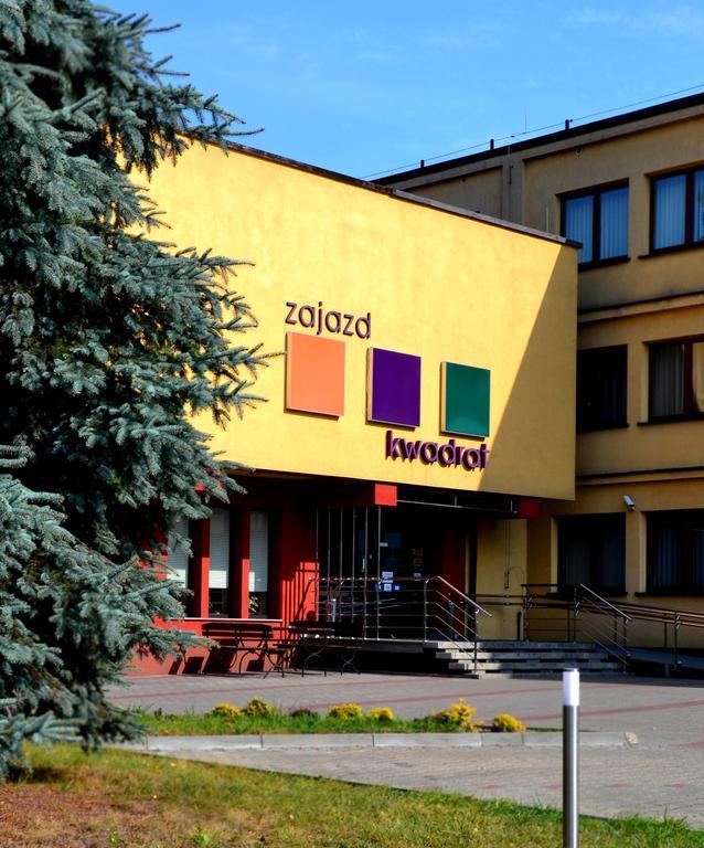 Zajazd Kwadrat Motel Dabrowa Gornicza Exterior photo